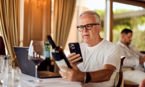 James Suckling web R5M20450